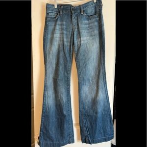 7 For All Mankind
Dojo Mid Rise Bootcut Jeans Sz 25